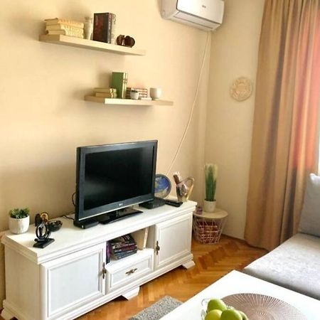Cute, Spacious Apt In The Heart Of The Old Town Подгорица Экстерьер фото